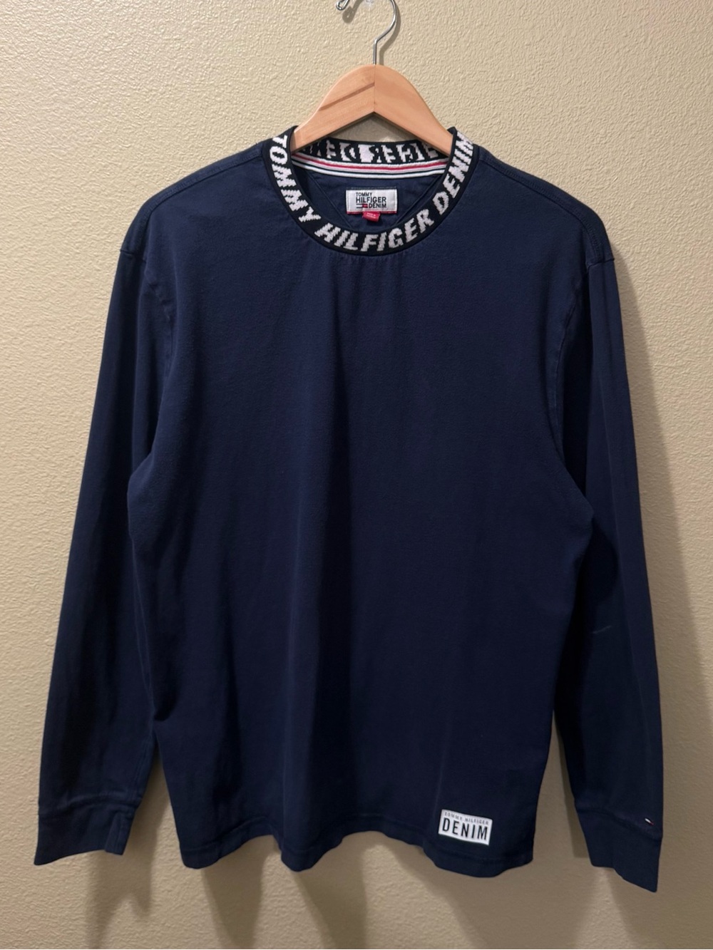 Men’s Large Tommy Hilfiger Denim Vintage Style Navy Blue Long Sleeve Shirt